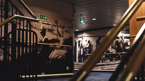 Einrichtungen Gongin