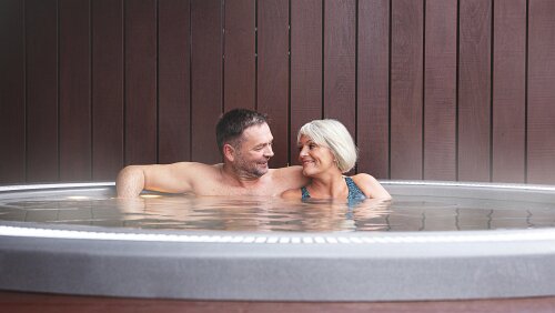 Einrichtungen Hot tubs