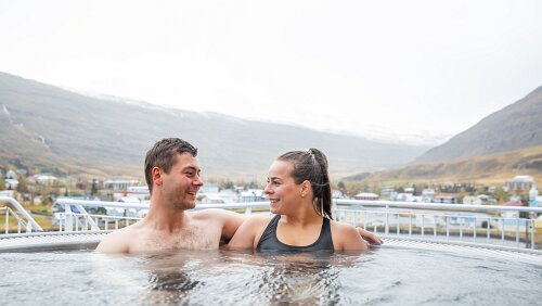 Einrichtungen Hot tubs