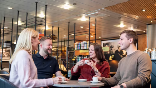 Undirhúsið Menschen