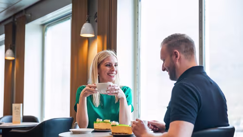 Undirhúsið Menschen