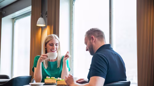 Undirhúsið Menschen