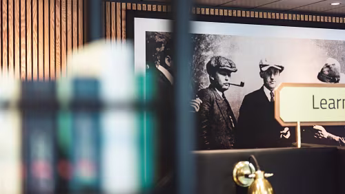 Undirhúsið Menschen