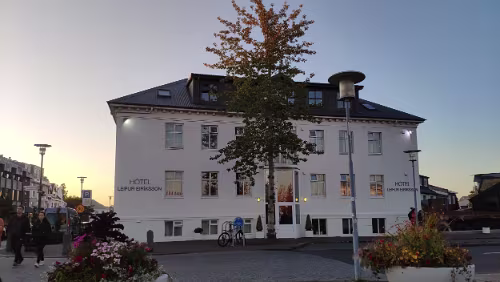 02.11.2023 - 05.11.2023 Hótel Leifur Eiríksson Hótel Leifur Eiríksson Skólavörðustígur 45 101 Reykjavík Ísland Kostenfrei Parken am Hotel.