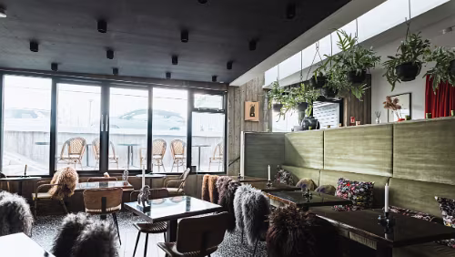 02.11.2023 - 05.11.2023 Hótel Leifur Eiríksson Hótel Leifur Eiríksson Skólavörðustígur 45 101 Reykjavík Ísland Kostenfrei Parken am Hotel.