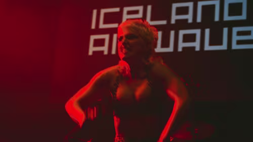 03.11.2022 amyl--the-sniffers--art-museum