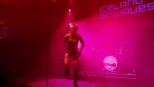 03.11.2022 amyl--the-sniffers--art-museum