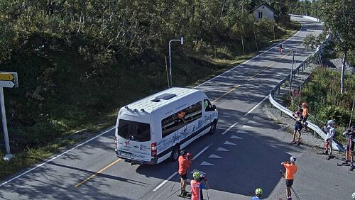 [Rv9] Der nächste Winter kommt bestimmt, hier wird schon mal auf Asphalt trainiert.