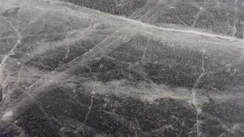 Sunne – Östersund In Mora, der „Siljan“ ist zugefroren.