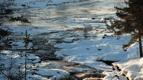 Sunne – Östersund Der Noppikoski Wasserfall.