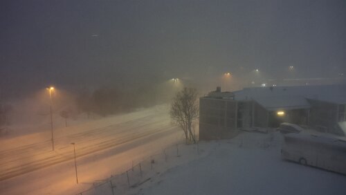 Tromsø Schneesturm. Blick aus dem Hotel Moxy Tromsø aus dem 5. Stock.