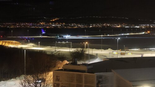 Tromsø Der Schneesturm hat sich wieder gelegt, ein Maschine startet gleich.