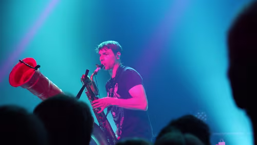 Longyearbyen Moon Hooch