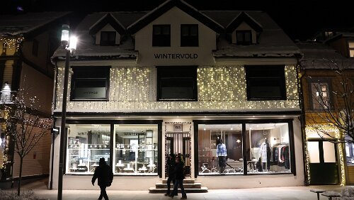 Longyearbyen – – – Tromsø Tromsø