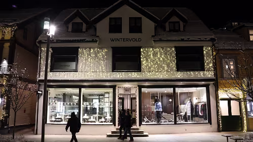 Longyearbyen – – – Tromsø Tromsø