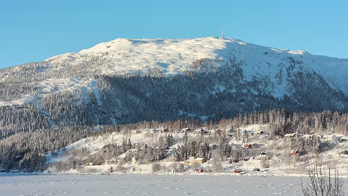 Bodø – Mosjøen Der Ort „ Finneidfjord “ am „ Sørfjorden i Ranfjorden “.