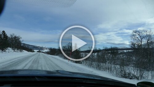 Trondheim – Lillehammer Auf der [29] hat es Eis auf der Straße.