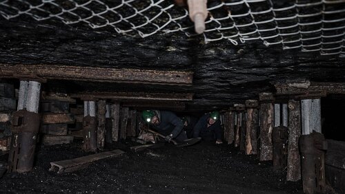 Life in Coal Mine Life in Coal Mine