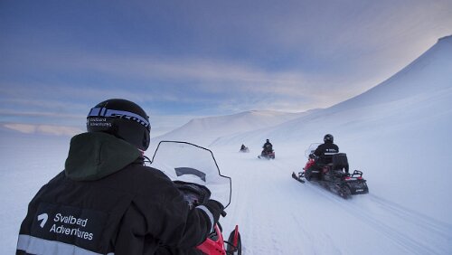 Snowmobile Safari to Grønfjorden Snowmobile Safari to Grønfjorden