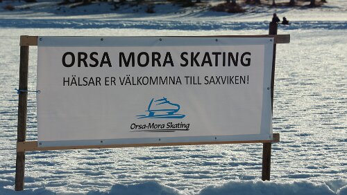 Sunne – Östersund In Mora, der „Siljan“ ist zugefroren.