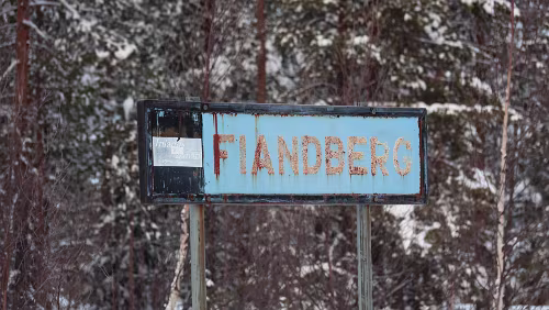 Östersund – Vuollerim Haltestelle Fiandberg der Inlandsbanan.