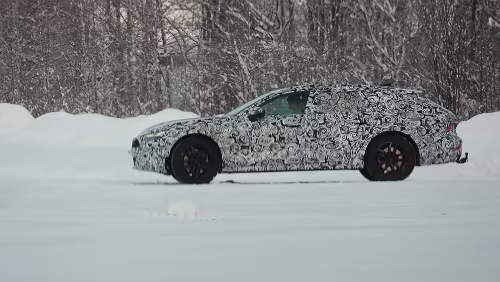 Östersund – Vuollerim Ein „Erlkönig“, meiner Meinung nach ein AUDI.