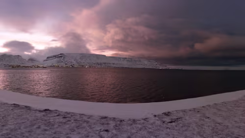 Hiorthhamn - Hike to Frozen Fjord Panorama von Longyearbyen. Panorama