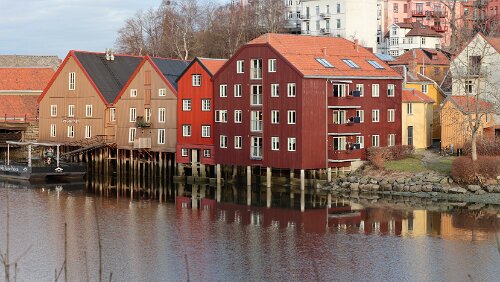 Trondheim Rund um die „Nidelva“. Panorama