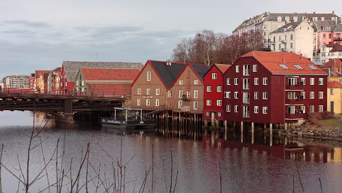 Trondheim Rund um die „Nidelva“.