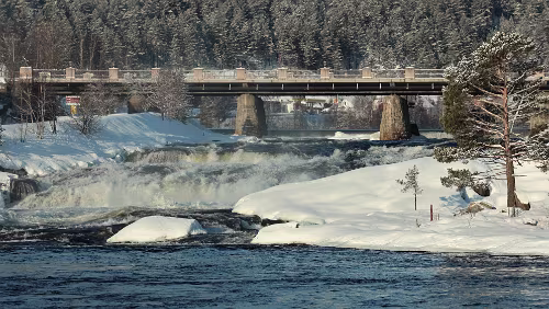 Dagali – Larvik – – Hirtshals – Aarhus In Kongsberg am Nybrufoss.