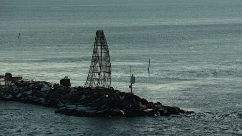 Dagali – Larvik – – Hirtshals – Aarhus Kunstwerk „Ra-monumentet“.