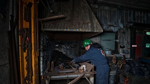 Life in Coal Mine Life in Coal Mine