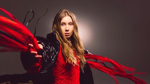 Ella Marie Ella Marie har siden hun vant Stjernekamp i 2018 brukt musikken sin til å kjempe for samiske rettigheter og blitt en fanebærer for samisk stolthet og kultur. På...