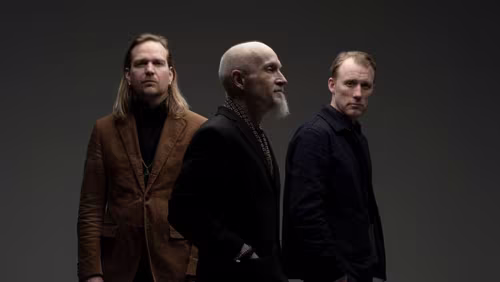 Harr og Hartberg med Lars Saabye Christensen Harr og Hartberg vil servere ektefølte, norske tekster av forfatter Lars Saabye Christensen sunget med Chet Baker-myk stemme av skuespiller Torbjørn Harr,...