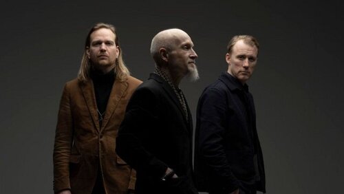 Harr og Hartberg med Lars Saabye Christensen Harr og Hartberg vil servere ektefølte, norske tekster av forfatter Lars Saabye Christensen sunget med Chet Baker-myk stemme av skuespiller Torbjørn Harr,...