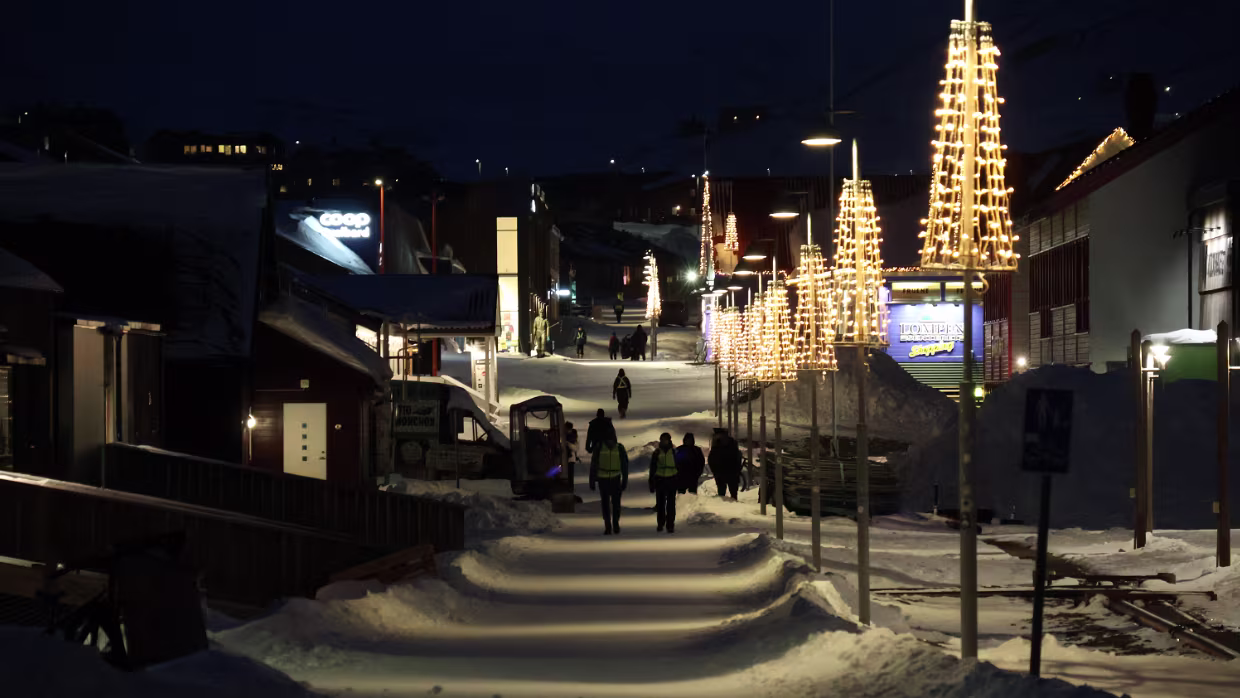02.02.2025 Longyearbyen Karte – Reiseroute So 02.02.2025 Longyearbyen Unterkunft Unterkunft Aktuelle Wetteraussichten vv_Longyearbyen...