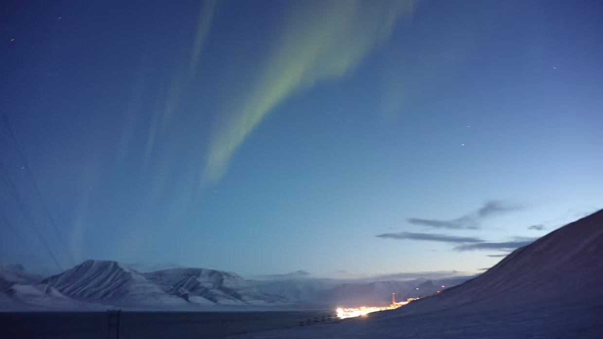 26.11.2025 Longyearbyen – Seed Vault Hike - From Seed to Summit