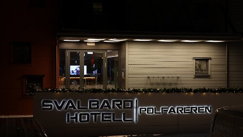 Longyearbyen „Svalbard Hotell | Polfareren“
