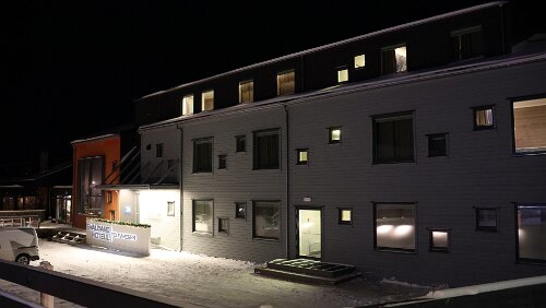Longyearbyen „Svalbard Hotell | Polfareren“