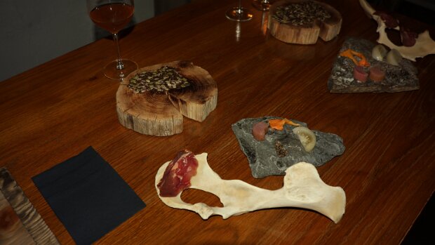 Prolog 2025/11 Nur öffnen was zur Reise gehört Vorwort Nachdem vor gut 10 Jahren der Traum wahr wurde mal nach Svalbard zu kommen geht...