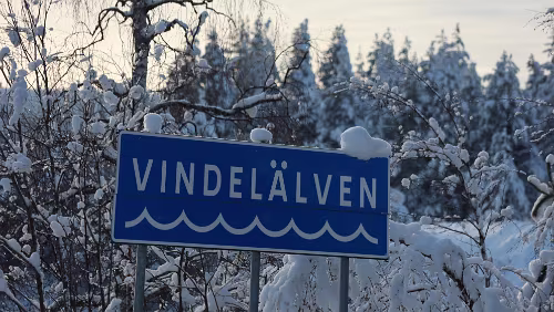 Östersund – Jokkmokk Am „Vindelälven“.