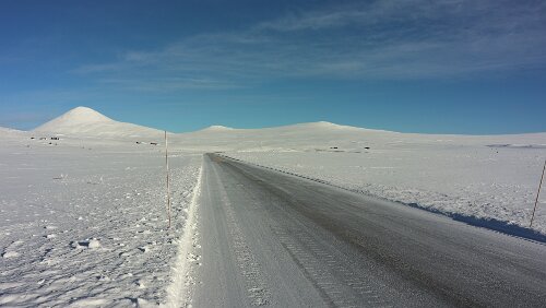 Trondheim – Lillehammer Atemberaubende Landschaft auf 1.000 m.