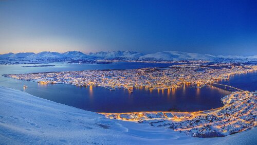 Anreise In der Ankunftshalle von Tromsø lufthavn, Langnes
