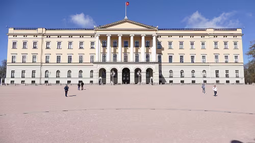 Oslo Det kongelige slott i Oslo er den norske kongens hovedresidens.