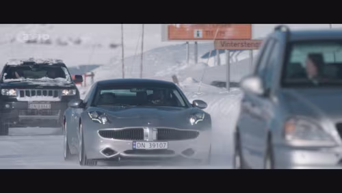 „Einer nach dem anderen“ Ein Fisker Karma.