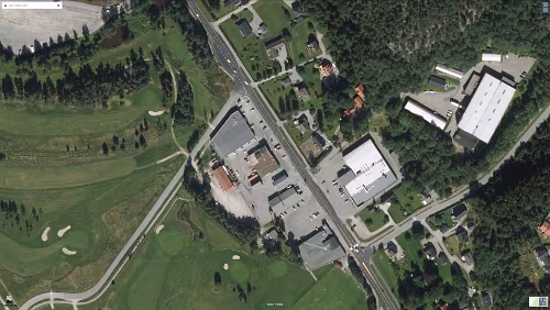 Toril Brekke Kiwi Halden, Kartverket: Link