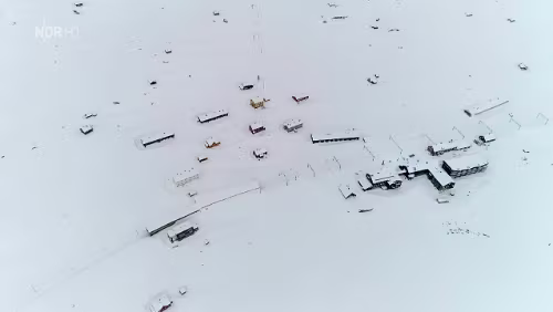 NDR | Vom Fjell zu den Fjorden - Mit dem Zug durch Norwegens Winter Finse stasjon