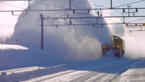 NDR | Vom Fjell zu den Fjorden - Mit dem Zug durch Norwegens Winter Finse stasjon
