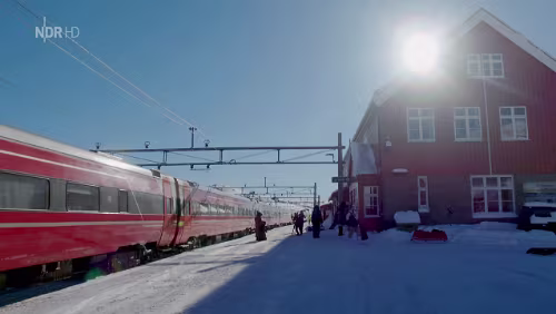 NDR | Vom Fjell zu den Fjorden - Mit dem Zug durch Norwegens Winter Finse stasjon