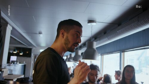 16.09.2022 Re: Willkommen auf Spitzbergen | Ohne Visum in die Arktis „Bar keeper of the year“